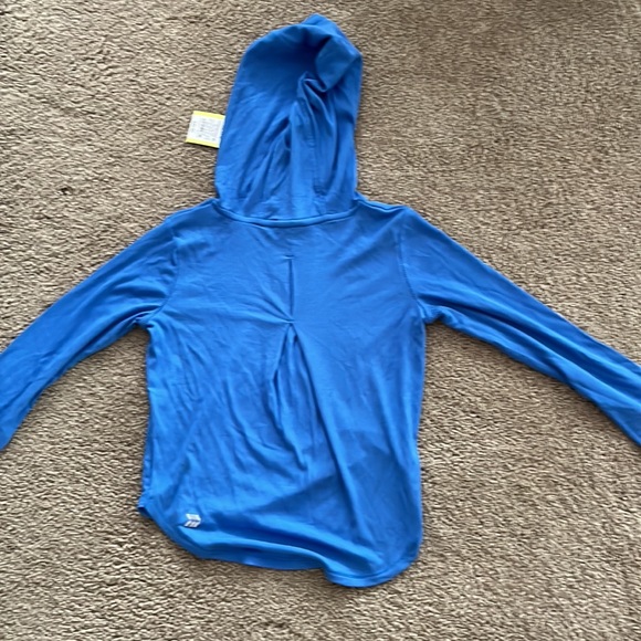 Kids shirt size 4-5 tags on. New from Target - Picture 5 of 5